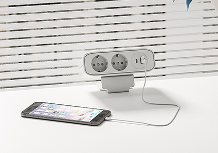 The Advantages of Tabletop Sockets for Home and Office Use