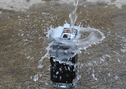 Benefits of a Waterproof Portable Power Bank for Outdoor Enthusiasts